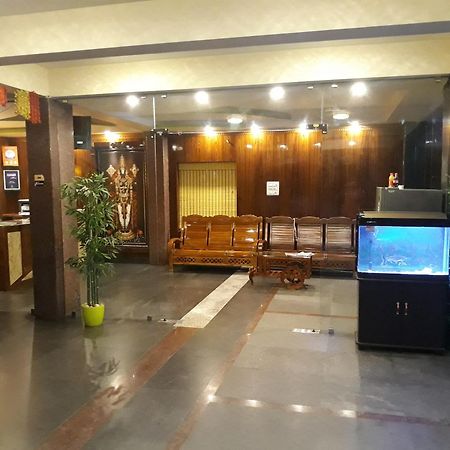 Hotel Ksr Srikalahasti Ngoại thất bức ảnh