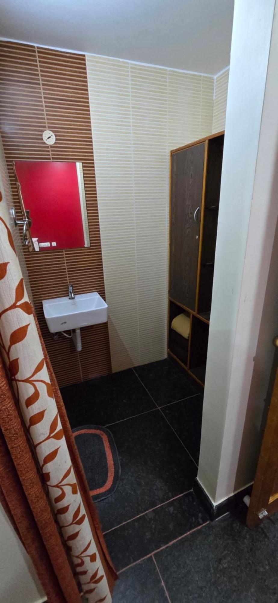 Hotel Ksr Srikalahasti Ngoại thất bức ảnh